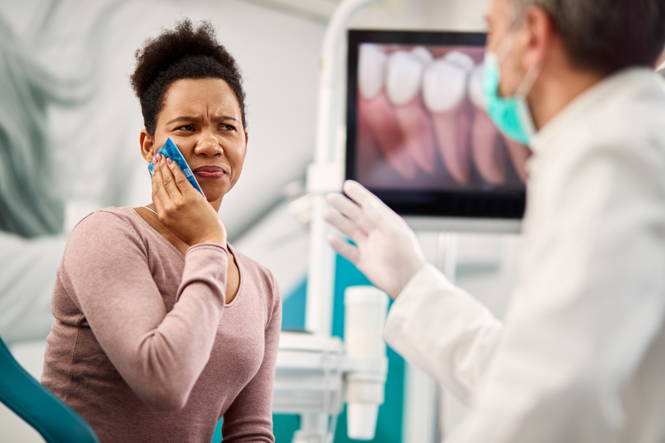 10 Signs You Need Emergency Dental Care